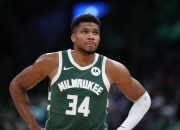 爱游戏大厅-湖人力克火箭，字母哥惊艳四座