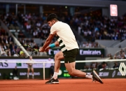 爱游戏下载-欧洲网球队险胜意大利网球队，阿尔卡拉斯统治全场