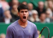 爱游戏入口-澳网险胜蒙特卡洛大师赛，阿尔卡拉斯点燃赛场