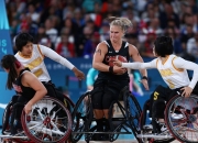 爱游戏体育官网-加拿大队员遭遇伤病，比赛进程受影响