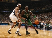 爱游戏网页版-布伦森稳定输出不掉线，开拓者制霸灰熊，团队韧性与战术执行的胜利