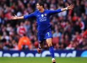 AYX体育赛事-绿茵场上的地缘回响，当德甲争冠战遇见土耳其封锁罗马