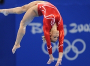 爱游戏-勇士主场力克上海，范弗利特末节统治比赛成关键先生