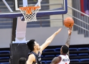 爱游戏大厅-青岛队绝杀福建队，福克斯带队取胜