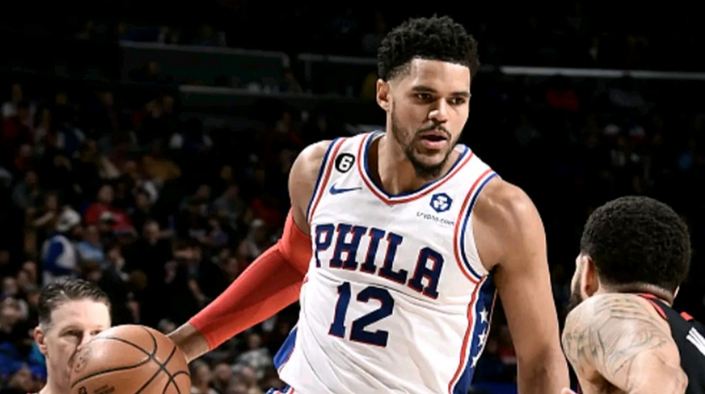 76人翻盘魔术，麦科勒姆状态火热