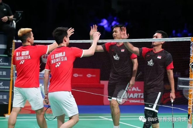 中国队逆转丹麦队，桃田贤斗带队取胜