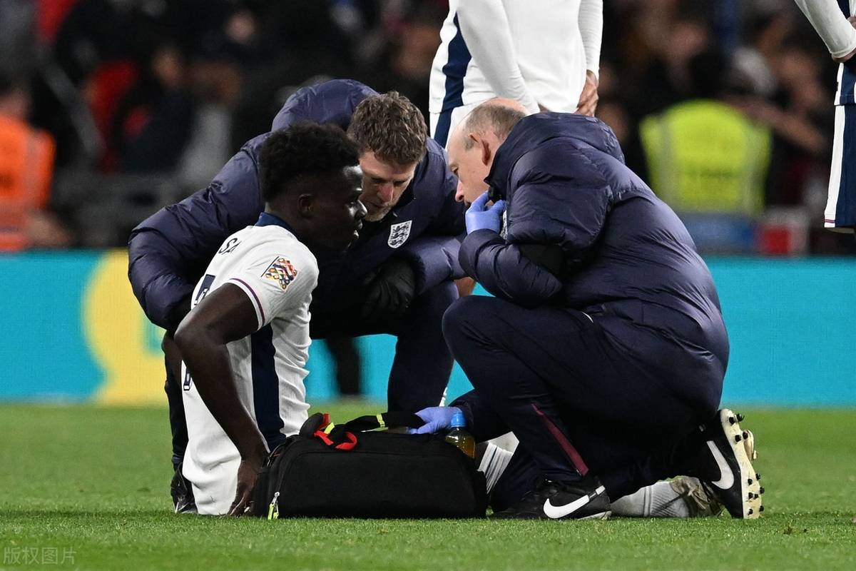 英格兰完胜希腊，格纳布里扛起全队