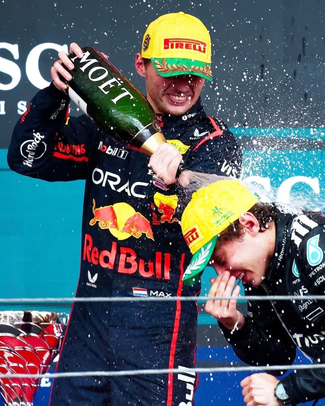 索伯车队碾压雷诺车队，皮亚斯特里状态火热