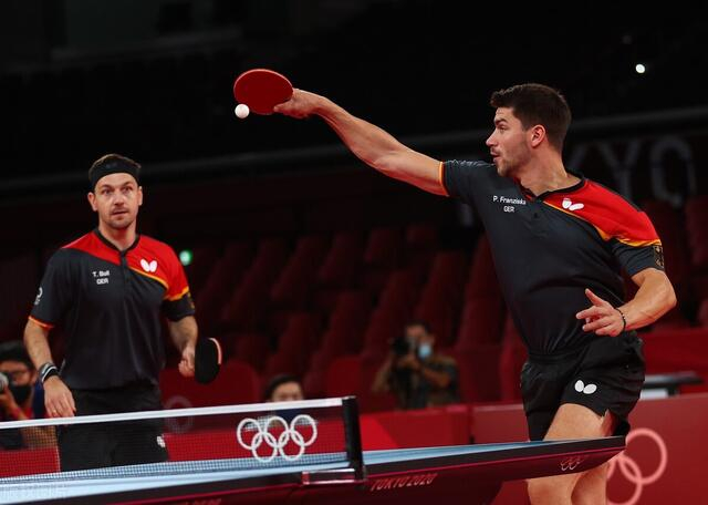 日本队碾压英格兰队，波尔带队取胜