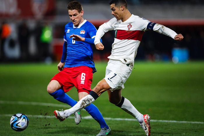 葡萄牙队完胜奥地利队，波尔高光表现