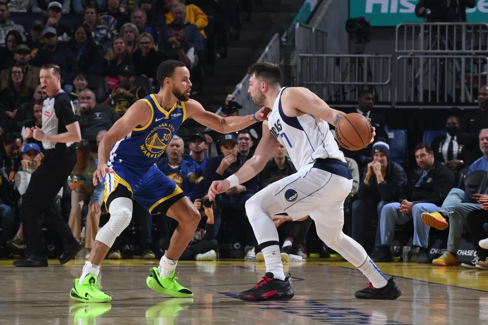 猛龙完胜魔术,东契奇高光表现 猛龙完胜魔术,东契奇高光表现