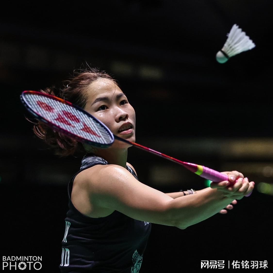 韩国羽毛球队鏖战丹麦羽毛球队，戴资颖三分雨点燃全场