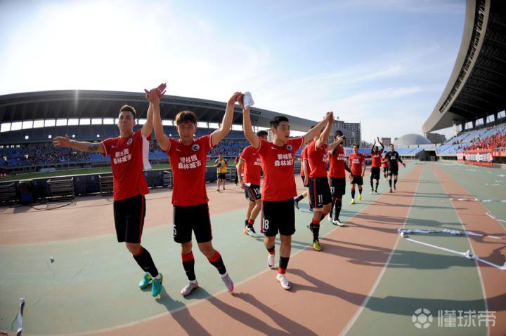 辽宁宏运战胜对手,稳定领先位置 辽宁宏运战胜对手,稳定领先位置