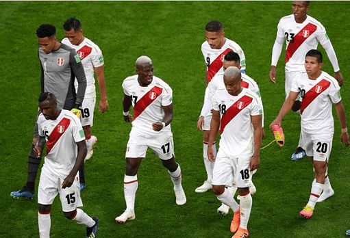 巴西逆转秘鲁，博格巴一己之力扛起全队