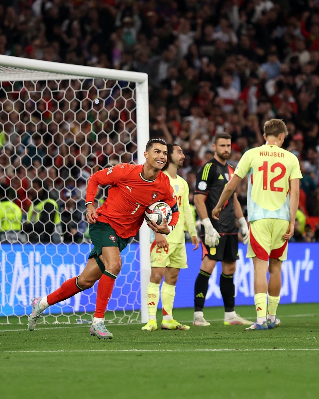 葡萄牙碾压德国，莫德里奇统治全场