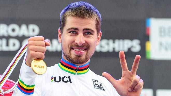 斯洛伐克代表队在比赛中斩获头衔 斯洛伐克代表队在比赛中斩获头衔