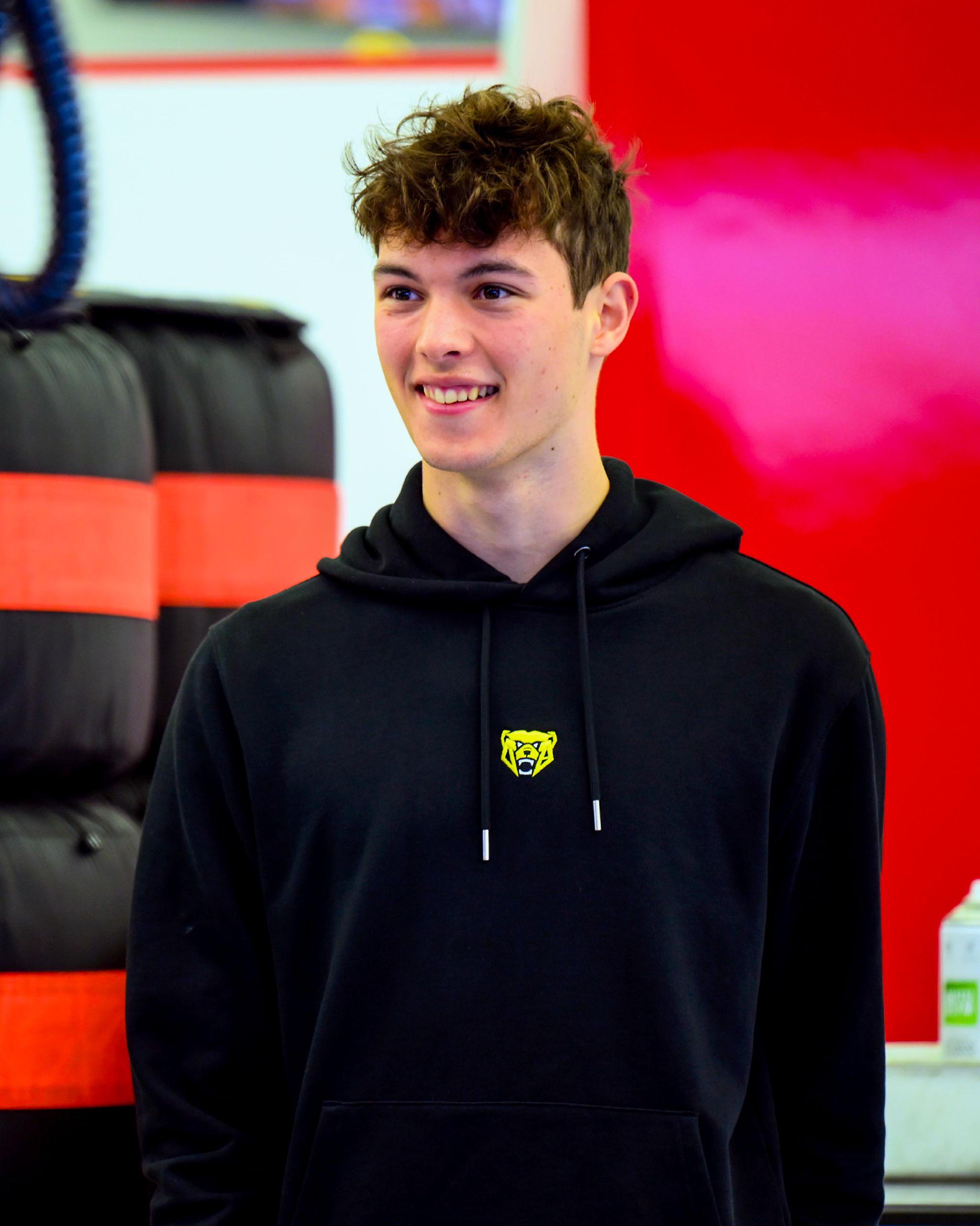 威廉姆斯险胜哈斯车队,皮亚斯特里扛起全队 威廉姆斯险胜哈斯车队,皮亚斯特里扛起全队